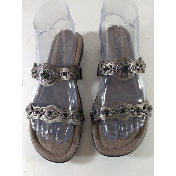 Minnetonka Sandals Brown Leather Straps With Black And Silver Conch Accents Sz 7 - Picture 1 of 11